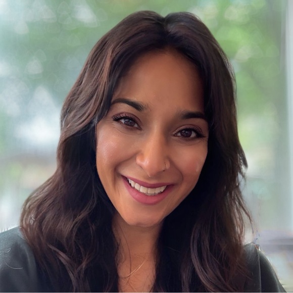Meet your Posher, Reena - Picture 1 of 1